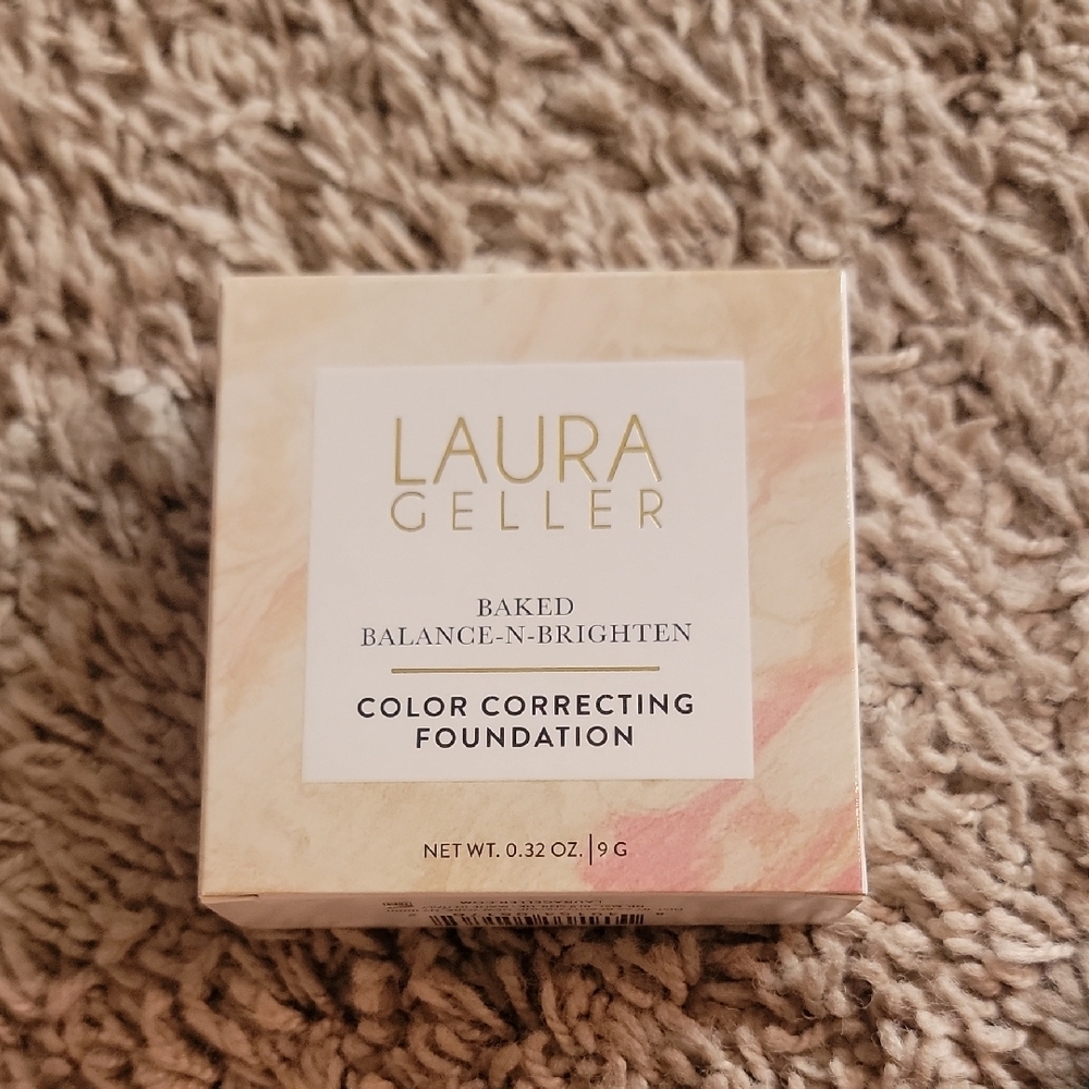 Laura Geller Baked Balance-N-Brighten Foundation - Cream